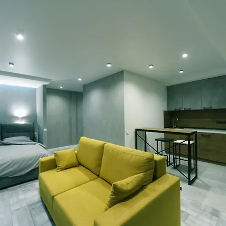 7 Вулиця Саксаганського Apartment Kyiv Exterior photo